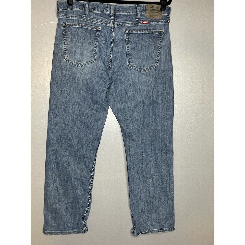 Wrangler Jeans Mens 34x30 Relaxed Fit Cotton Denim 9TRLFST Tag 34x30 Act(34x28)